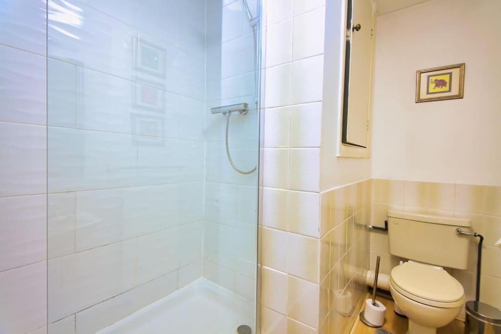 Апартаменты Two Bed House Near Kings Cross Лондон Экстерьер фото